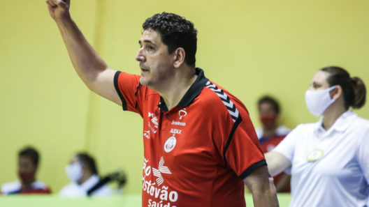 Osasco Luizomar Coronavírus Vôlei feminino Superliga 2020/21