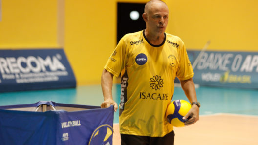 Paulo Coco Dentil/Praia Clube