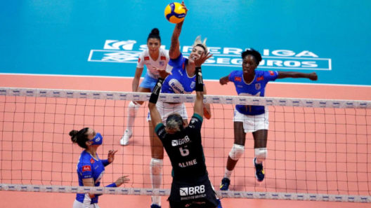 Thaisa ataque Itambé/Minas