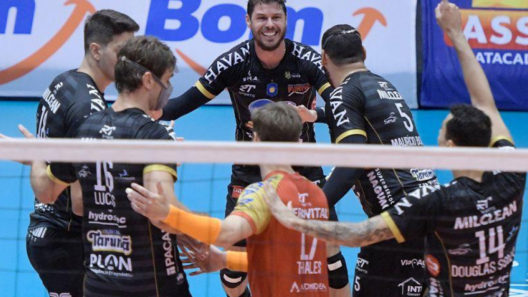 Taubaté na final Superliga 2020/21