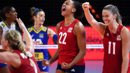 EUA vencem Brasil VNL