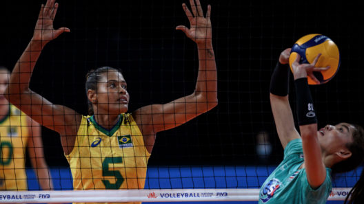 Adenízia Brasil vence Tailândia 14.06.2021
