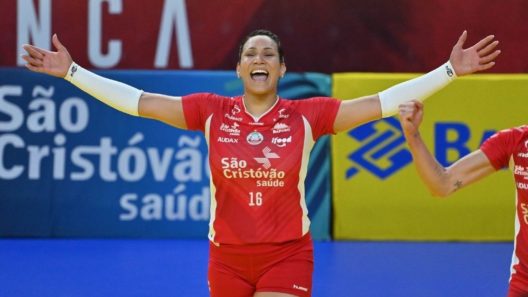 Tandara renova com Osasco