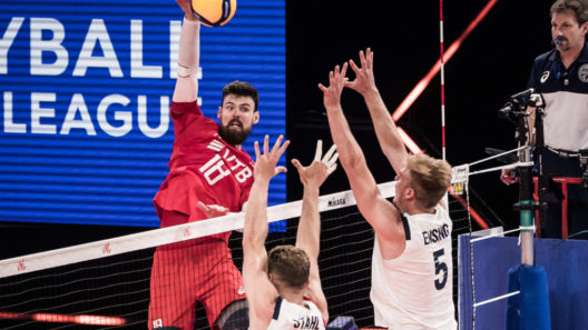 Egor Kliuka Rússia vence Estados Unidos VNL