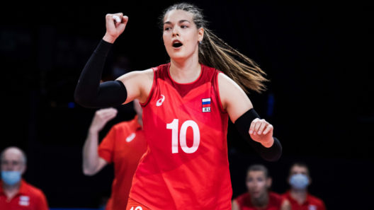 Levantadora Matveeva Russa 07.06