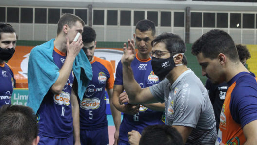 Farma Conde Vôlei São José se prepara para as semis do Campeonato Paulista