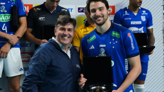 Oppenkoski foi eleito a revelação da Superliga de vôlei